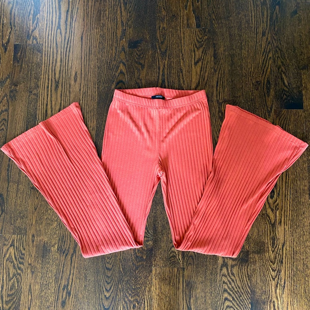 Wide Leg Ribbed Pants